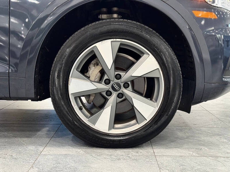 2020 Audi Q5 quattro Titanium Premium 45 TFSI