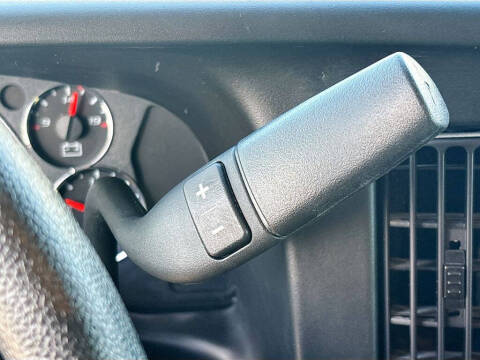 2024 Chevrolet Express 3500