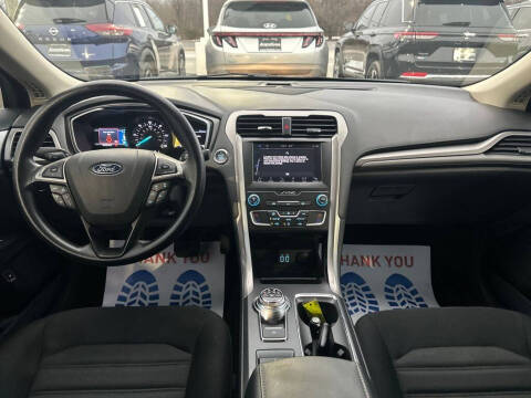 2019 Ford Fusion Hybrid SE