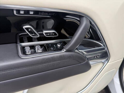 2023 Land Rover Range Rover P530 SE LWB