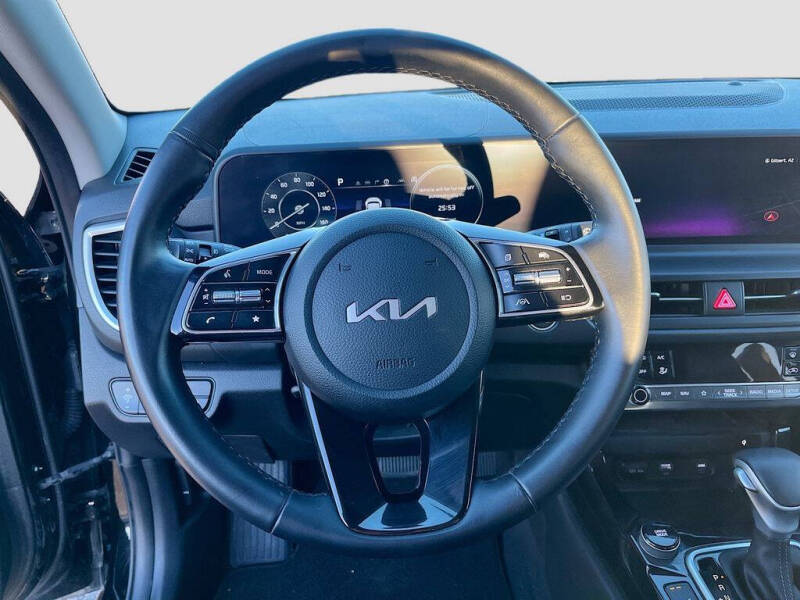 2024 Kia Seltos EX