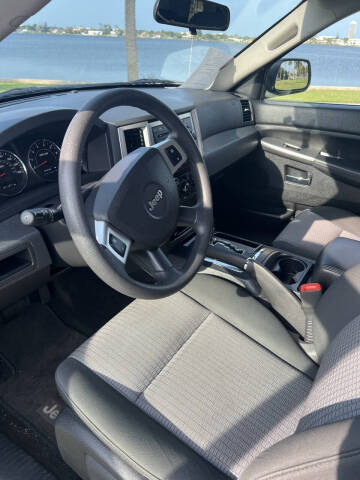 2009 Jeep Grand Cherokee Laredo