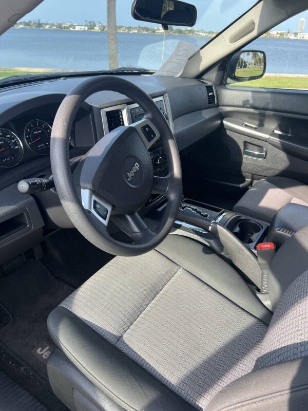 2009 Jeep Grand Cherokee Laredo
