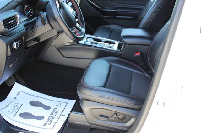 2023 Ford Explorer ST-Line