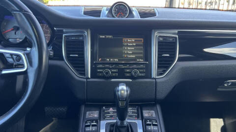 2016 Porsche Macan S