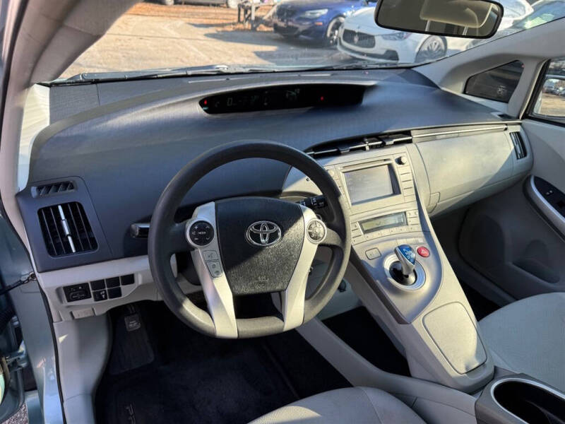 2015 Toyota Prius Three