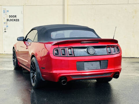2013 Ford Mustang GT Premium