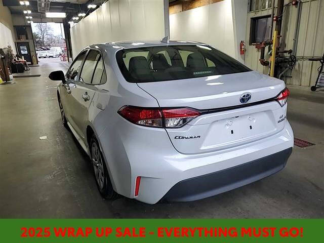 2024 Toyota Corolla Hybrid LE