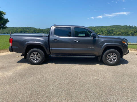 2016 Toyota Tacoma for sale at Monroe Auto's, LLC in Parsons TN