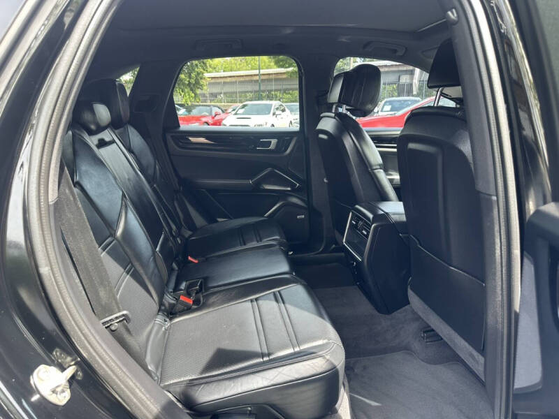 2020 Porsche Cayenne