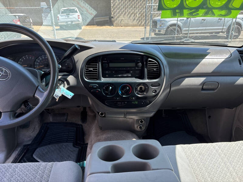 2004 Toyota Tundra SR5
