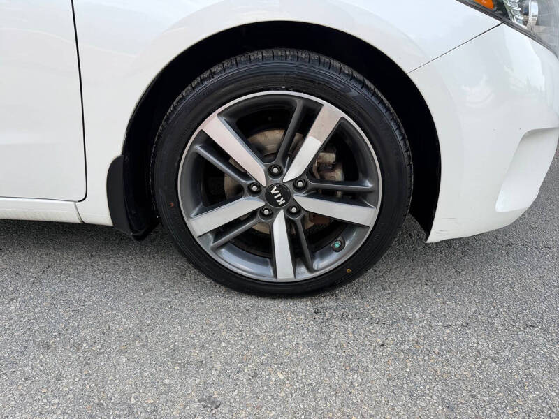 2017 Kia Forte5 EX