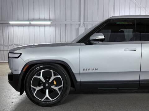 2022 Rivian R1T Adventure