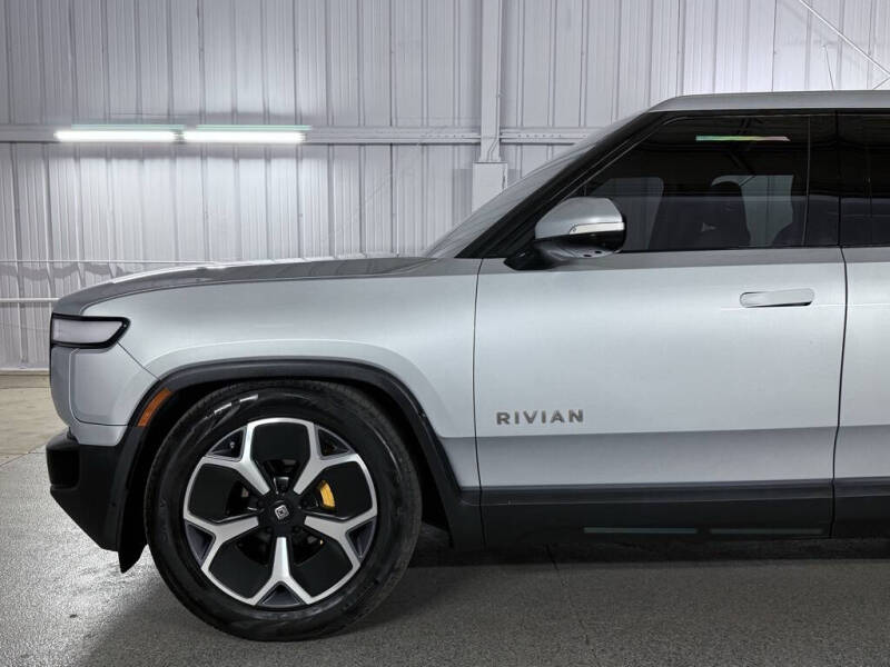 2022 Rivian R1T Adventure