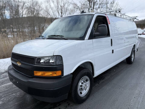 2025 Chevrolet Express 2500