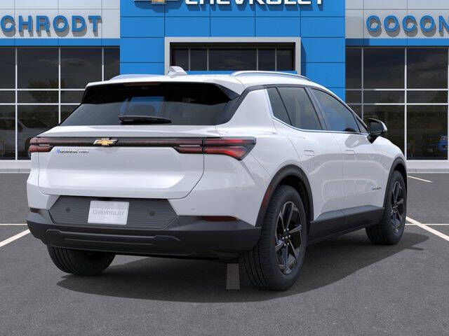 2026 Chevrolet Equinox EV LT 2