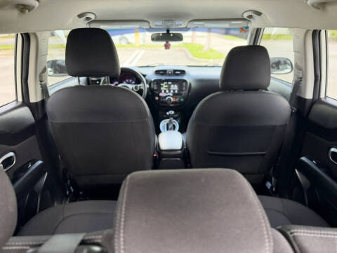 2019 Kia Soul +