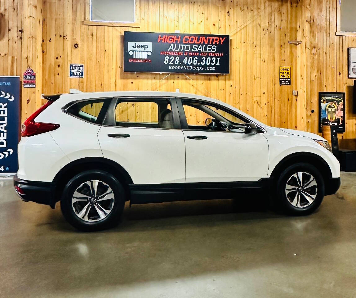 White 2017 Honda CR-V LX AWD LX 4dr SUV 1