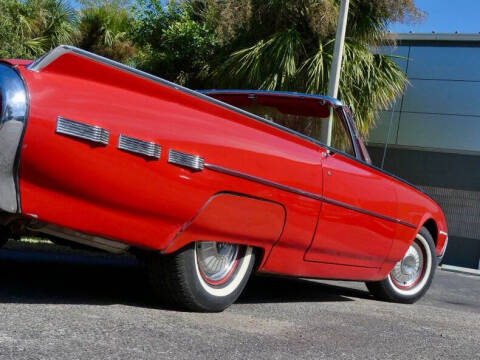 1962 Ford Thunderbird