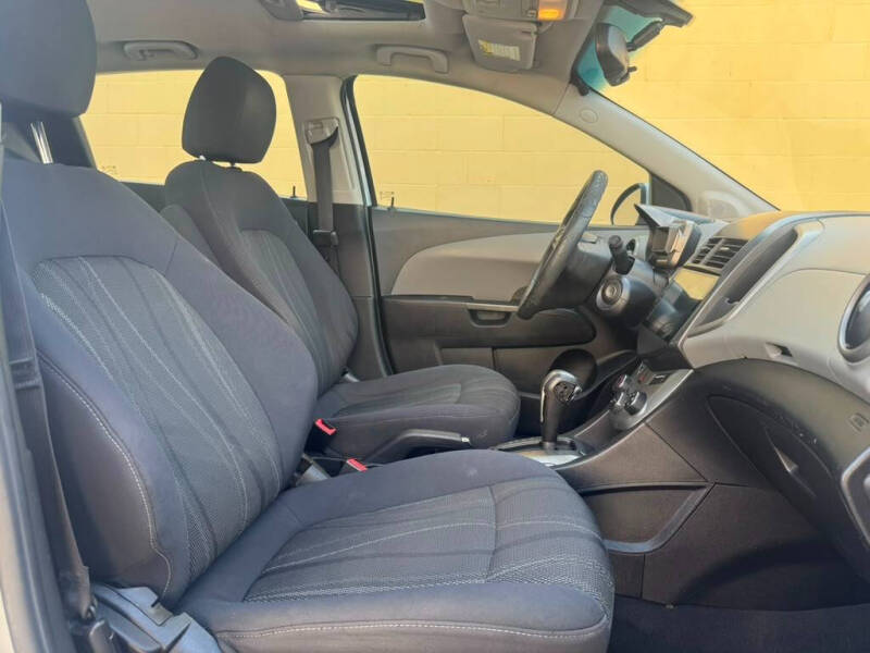 2015 Chevrolet Sonic LT Auto