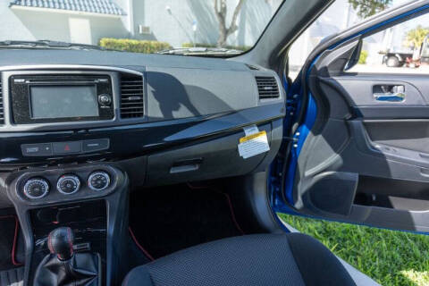 2015 Mitsubishi Lancer ES