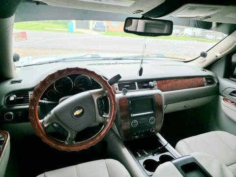 2011 Chevrolet Avalanche LT