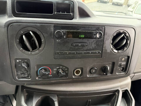 2012 Ford E-Series E-250