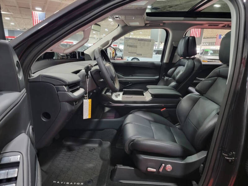 2025 Lincoln Navigator L Reserve