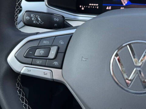 2026 Volkswagen Taos SE 4Motion