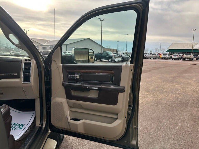 2015 RAM 3500 Laramie Longhorn