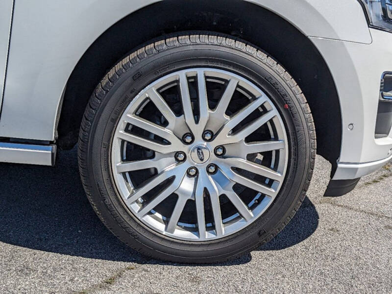 2024 Ford Expedition MAX Platinum