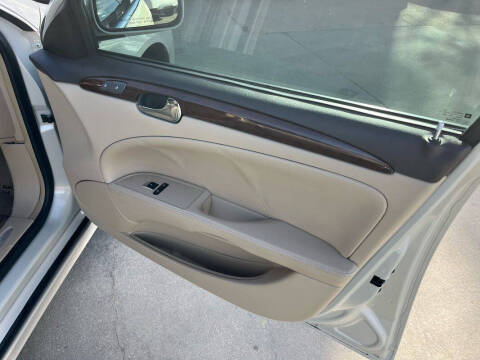 2011 Buick Lucerne CXL