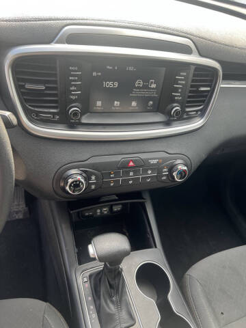 2019 Kia Sorento LX