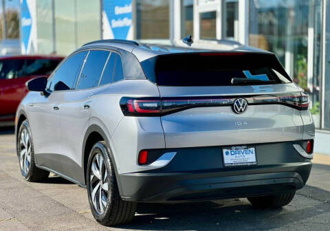 2023 Volkswagen ID.4 Pro