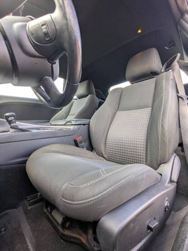 2016 Dodge Challenger SXT