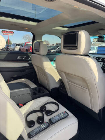 2016 Ford Explorer Platinum