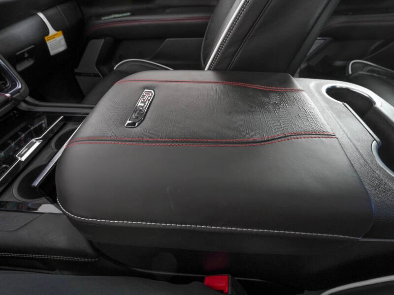 2025 GMC Yukon AT4 Ultimate