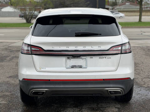 2019 Lincoln Nautilus Select