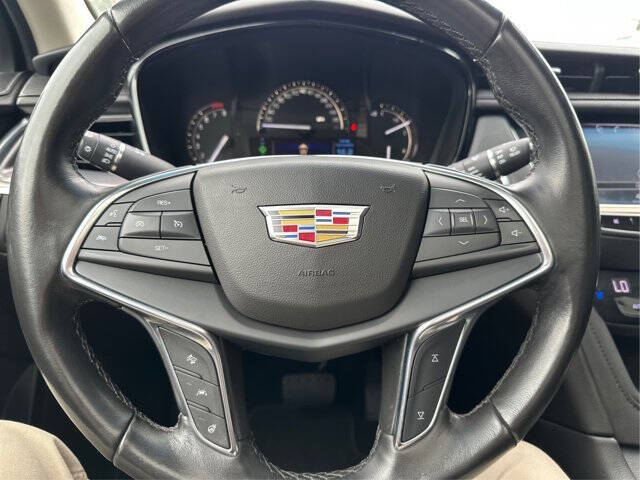 2018 Cadillac XT5 Premium Luxury