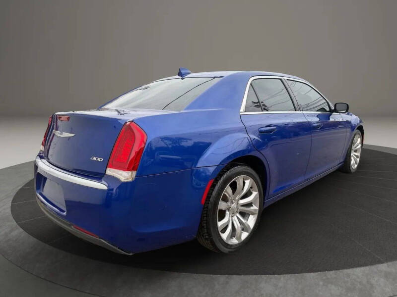 2018 Chrysler 300