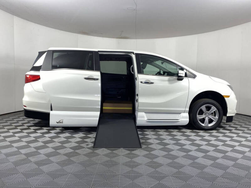 Used 2019 Honda Odyssey EX-L with VIN 5FNRL6H79KB048023 for sale in Tucker, GA