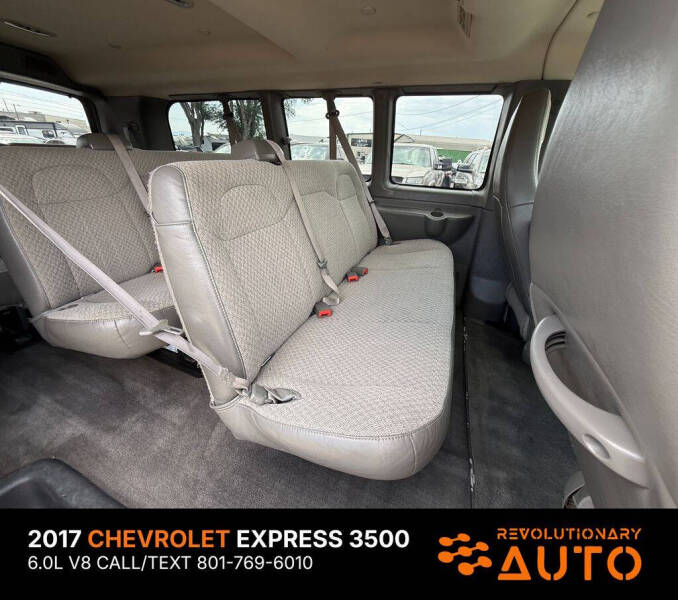 2017 Chevrolet Express LT 3500