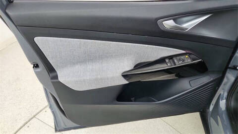 2025 Volkswagen ID.4 Pro