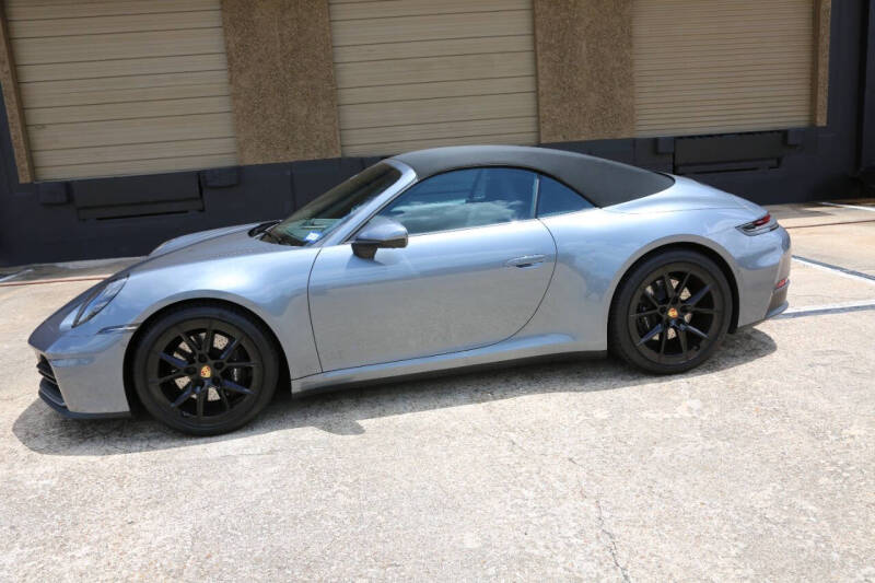 2025 Porsche 911 Carrera