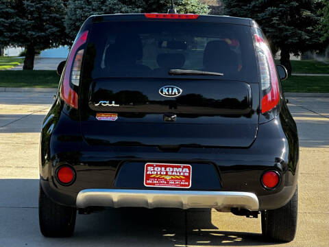 2017 Kia Soul +