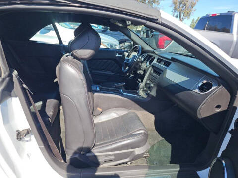 2014 Ford Mustang V6 Premium