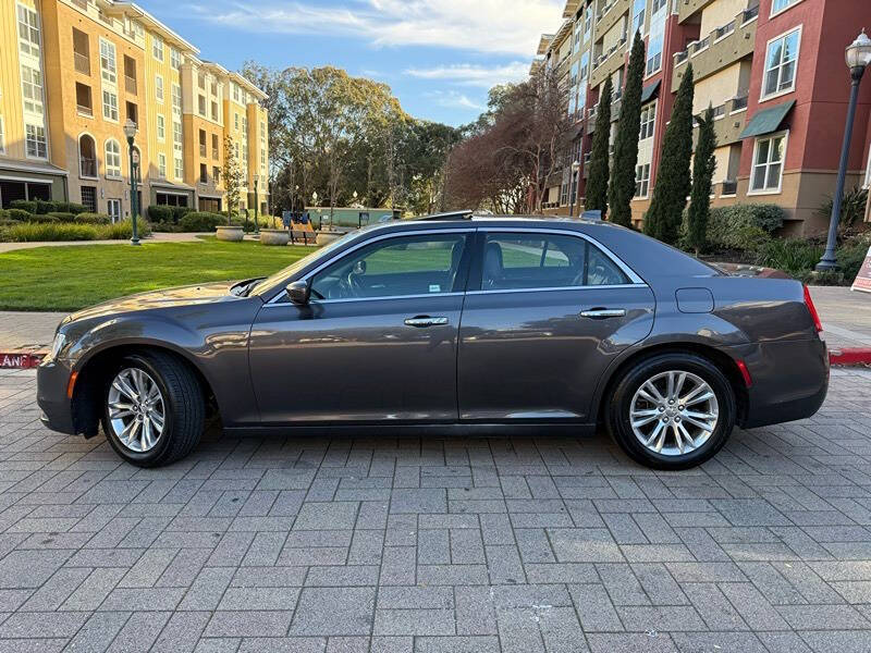 2016 Chrysler 300 C