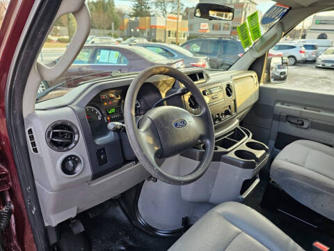 2012 Ford E-Series