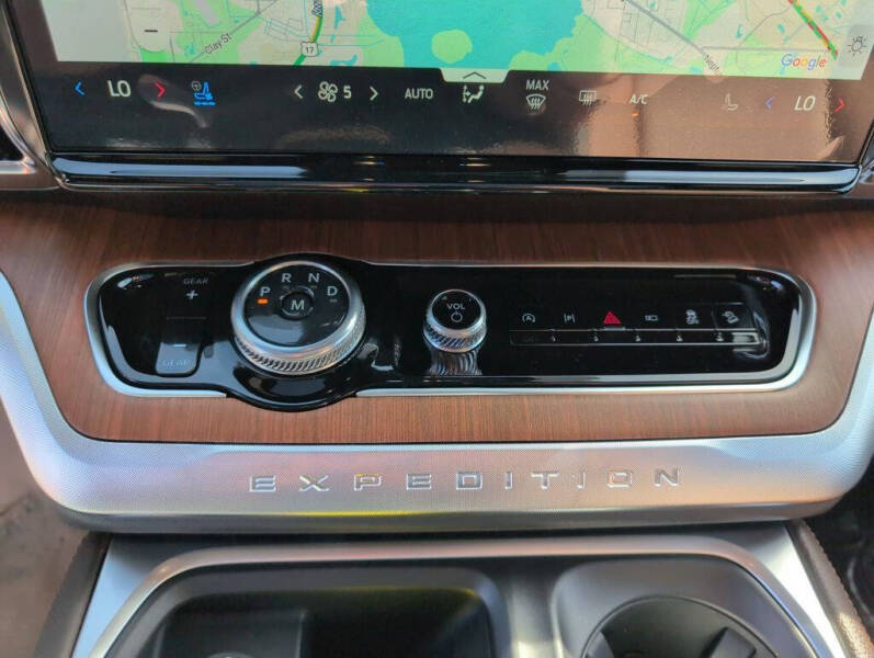 2025 Ford Expedition MAX King Ranch