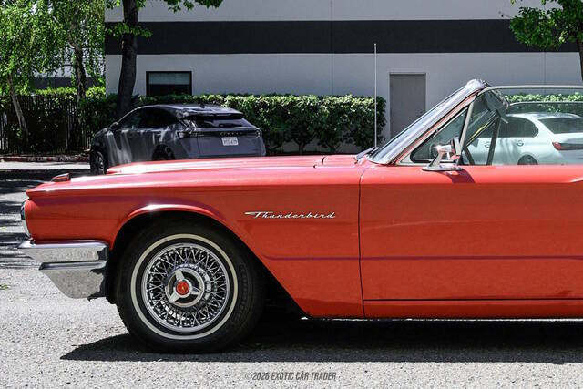 1964 Ford Thunderbird